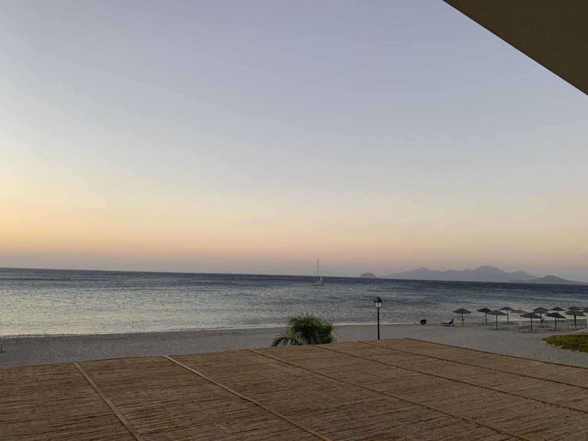 Noa Beachfront Suites Kardamena  外观 照片